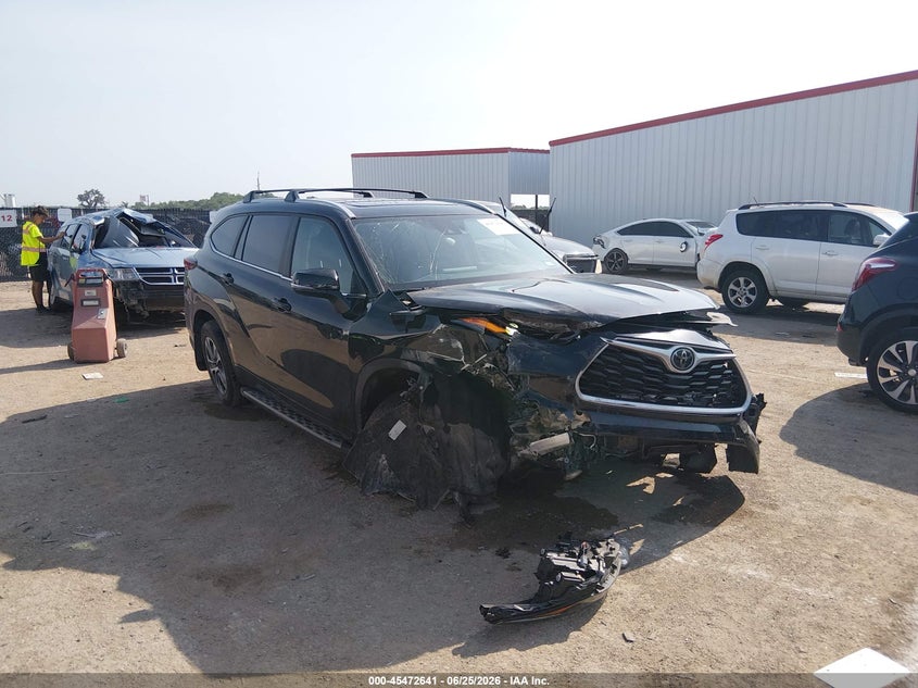 TOYOTA HIGHLANDER - zdjęcie 6