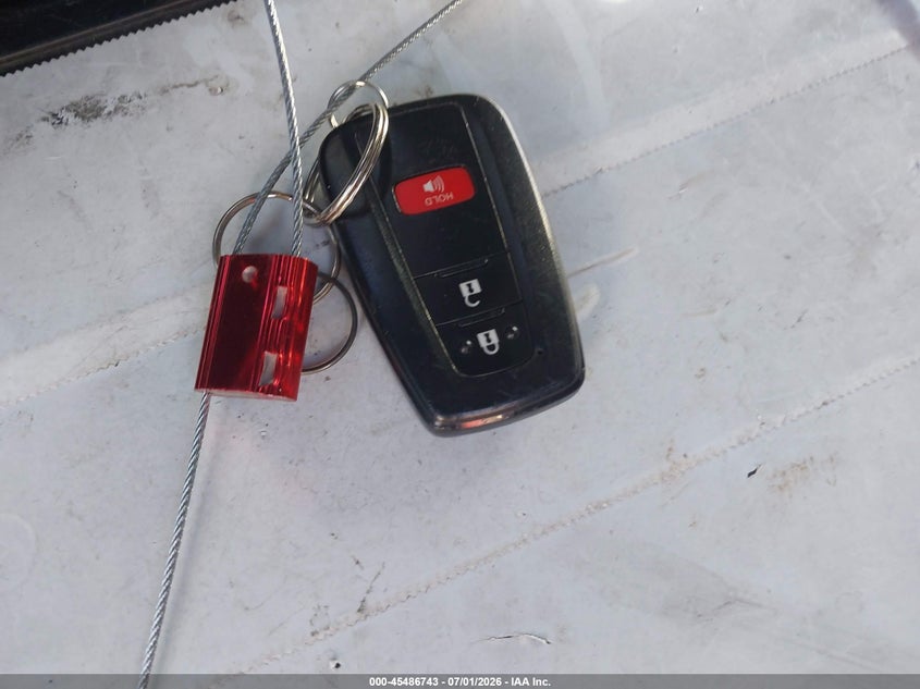 TOYOTA PRIUS - zdjęcie 11