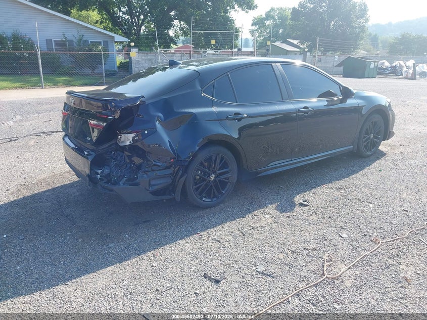 TOYOTA CAMRY - zdjęcie 4