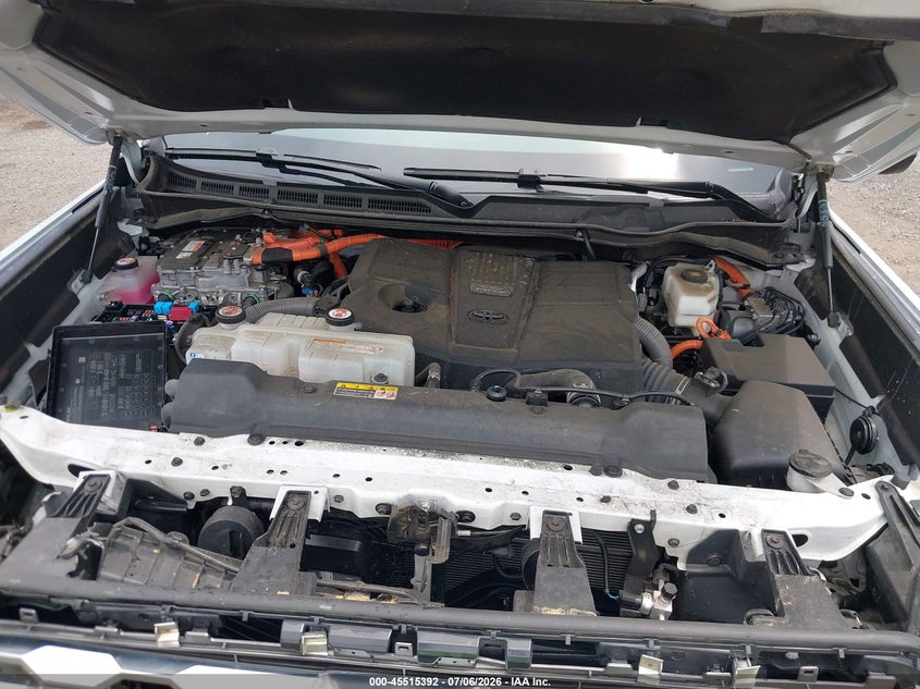 TOYOTA TUNDRA HYBRID - zdjęcie 10