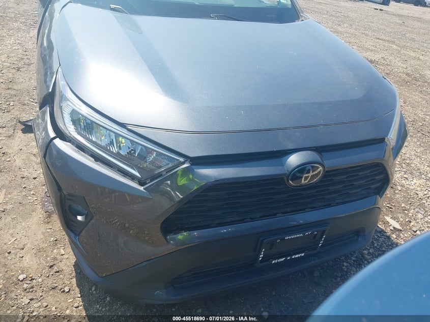 TOYOTA RAV4 - zdjęcie 18