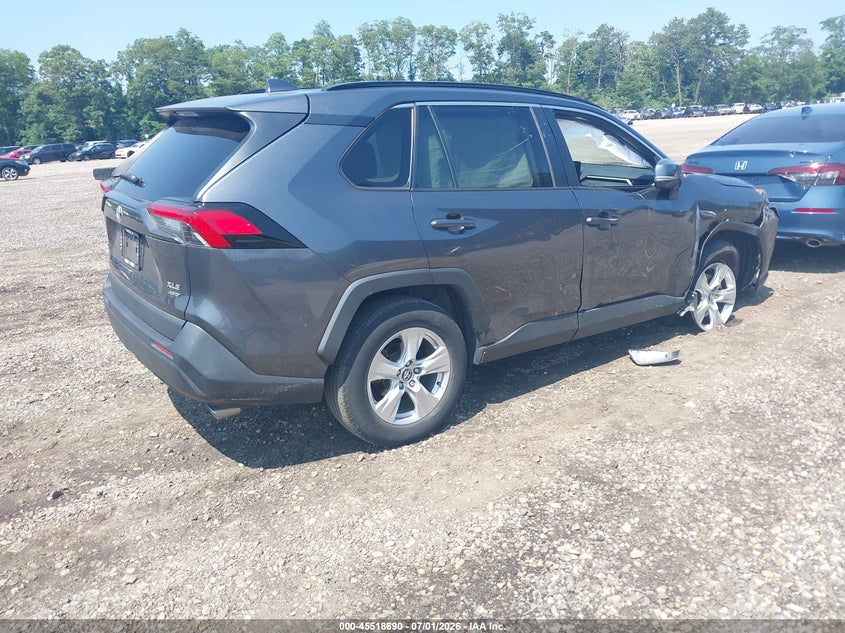 TOYOTA RAV4 - zdjęcie 4
