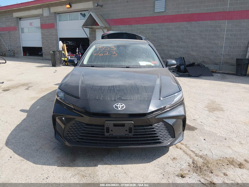 TOYOTA CAMRY - zdjęcie 13