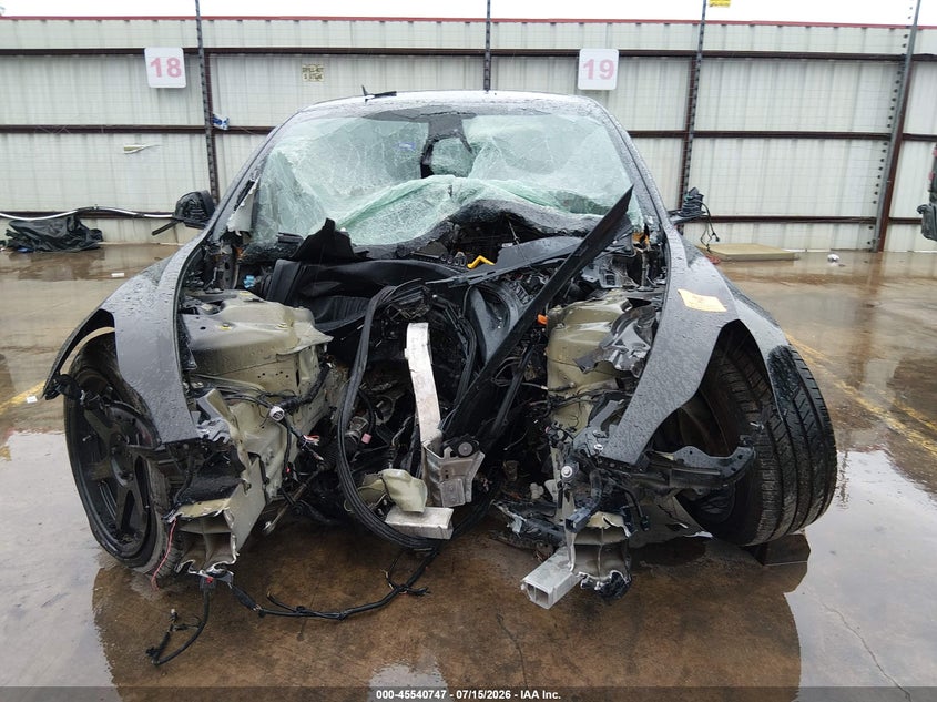 TESLA MODEL 3 - zdjęcie 6