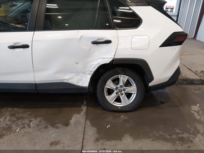 TOYOTA RAV4 - zdjęcie 6