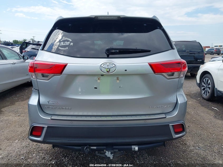 TOYOTA HIGHLANDER - zdjęcie 16