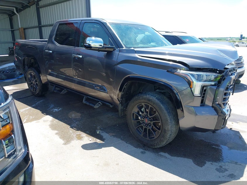 TOYOTA TUNDRA - zdjęcie 1