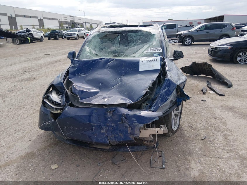 TESLA MODEL Y - zdjęcie 10