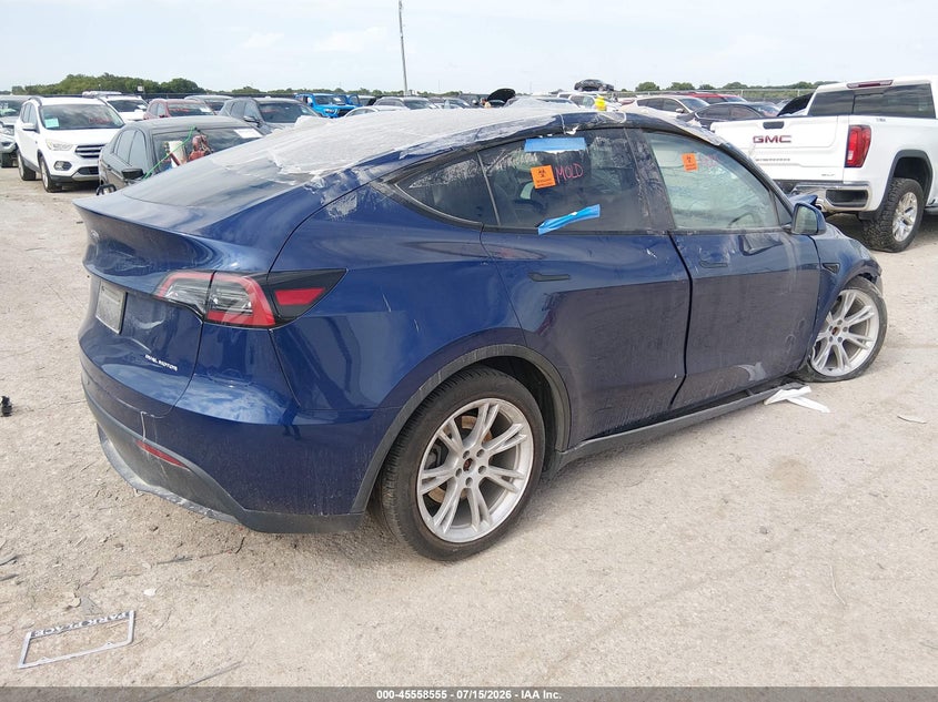 TESLA MODEL Y - zdjęcie 4