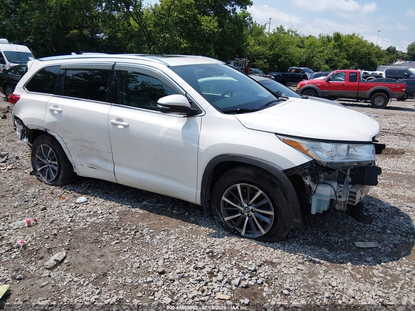 2018 Toyota Highlander Xle VIN 5TDJZRFH6JS538289