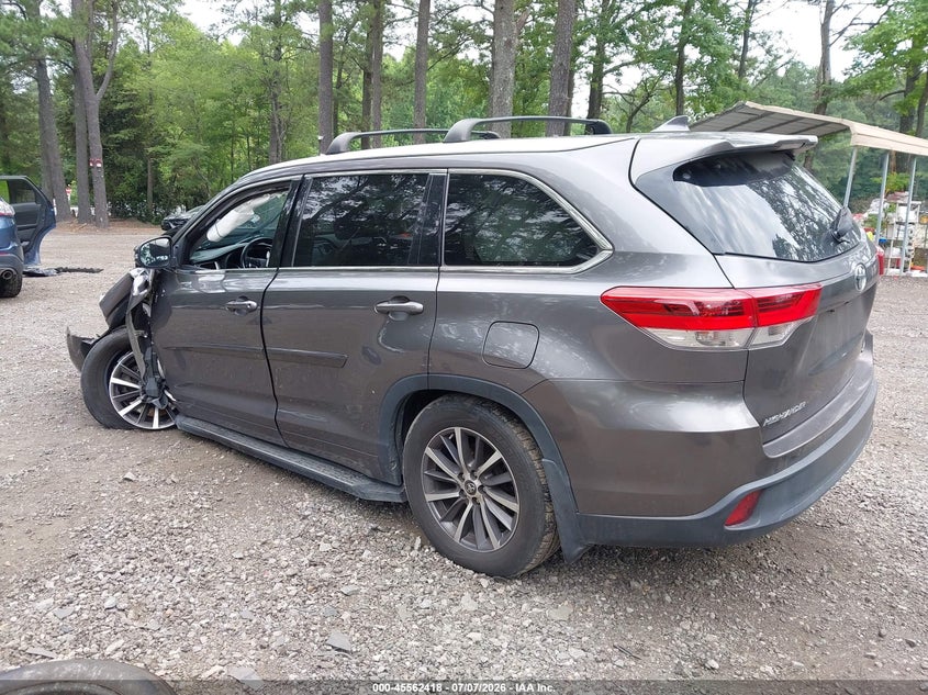 TOYOTA HIGHLANDER - zdjęcie 3