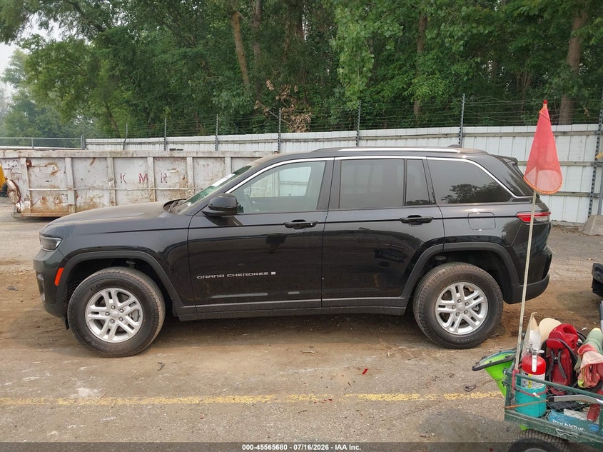 JEEP GRAND CHEROKEE - zdjęcie 14