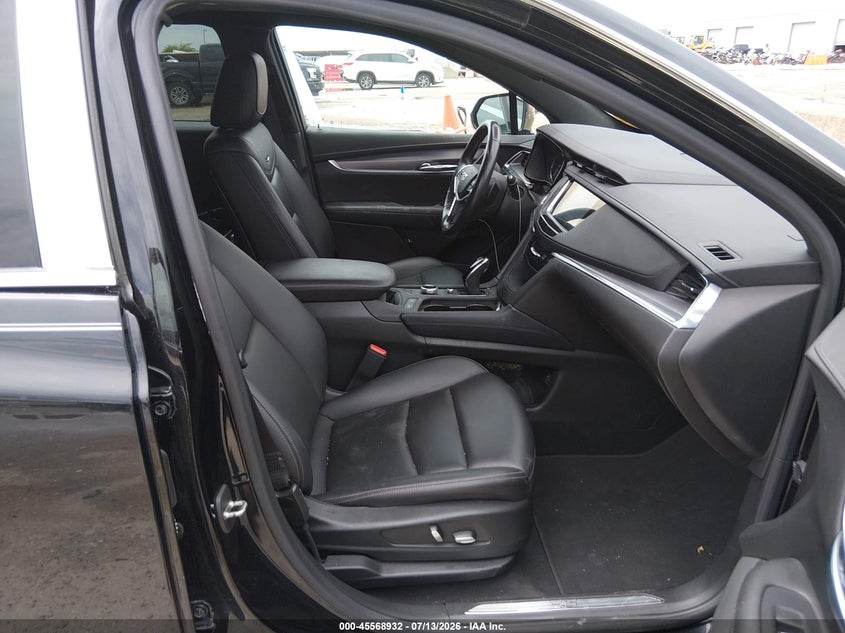 CADILLAC XT5 - zdjęcie 5