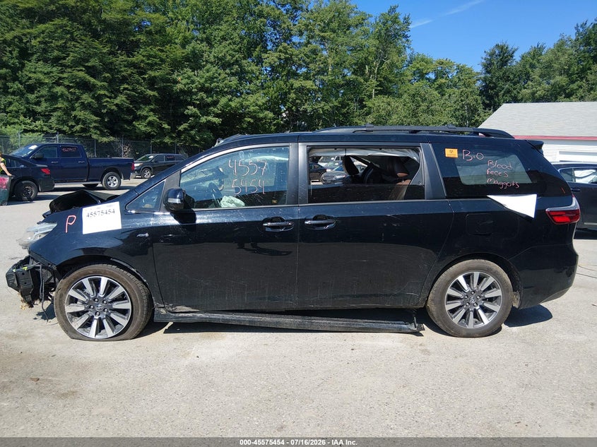 TOYOTA SIENNA - zdjęcie 14