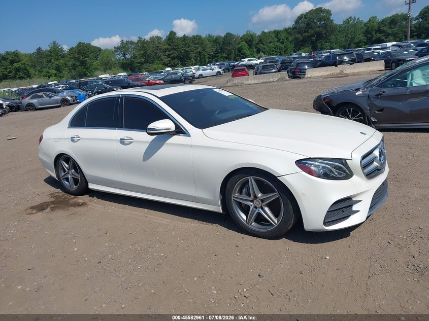 MERCEDES-BENZ E 300 - zdjęcie 13