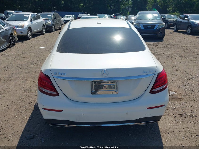 MERCEDES-BENZ E 300 - zdjęcie 16