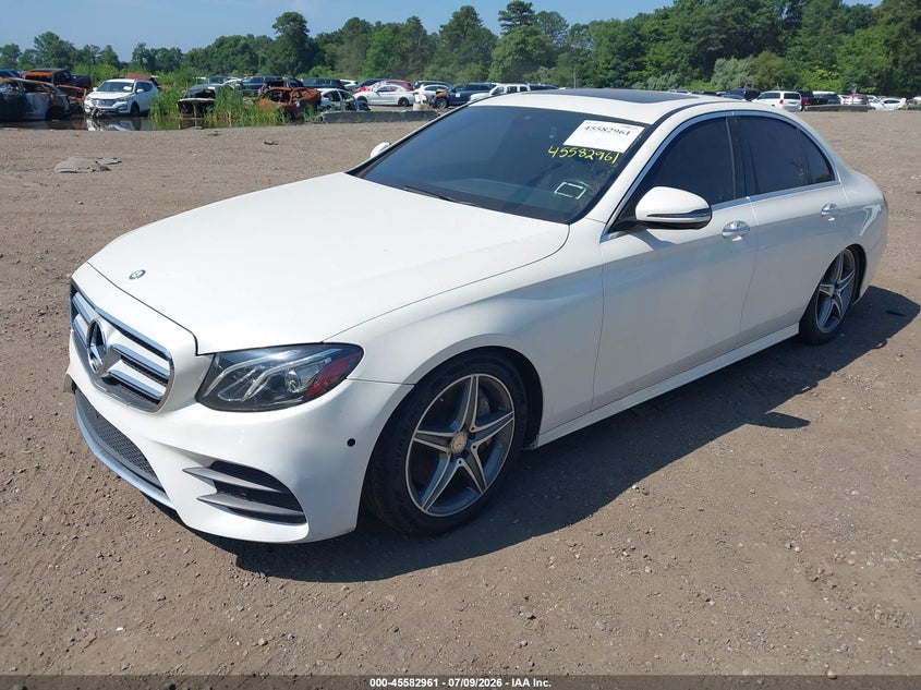 MERCEDES-BENZ E 300 - zdjęcie 2