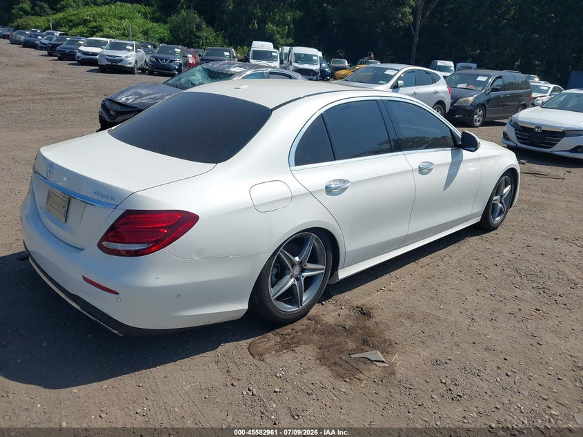 MERCEDES-BENZ E 300 - zdjęcie 4