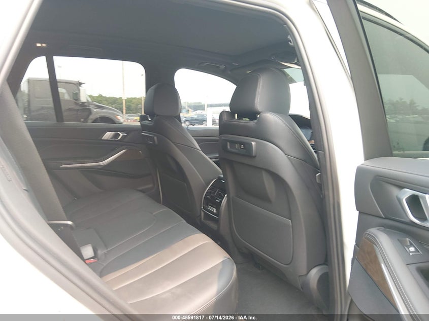 BMW X5 - zdjęcie 8