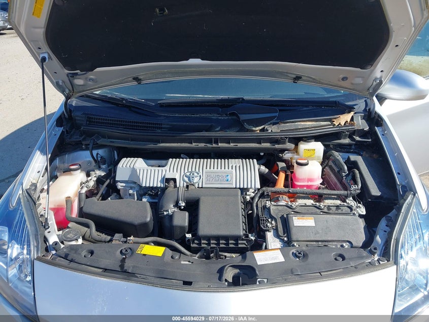 TOYOTA PRIUS PLUG-IN - zdjęcie 10