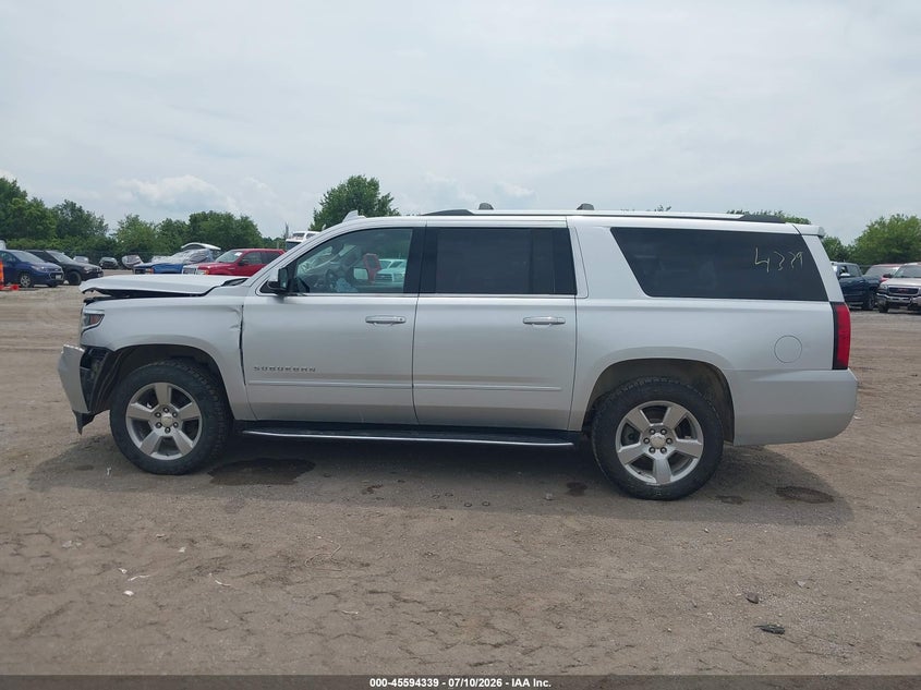 CHEVROLET SUBURBAN - zdjęcie 14