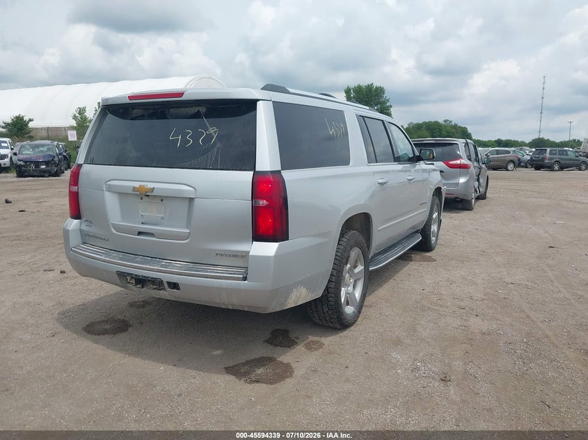 CHEVROLET SUBURBAN - zdjęcie 4