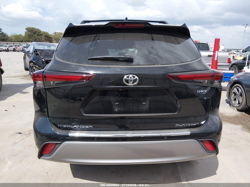 TOYOTA HIGHLANDER - zdjęcie 16