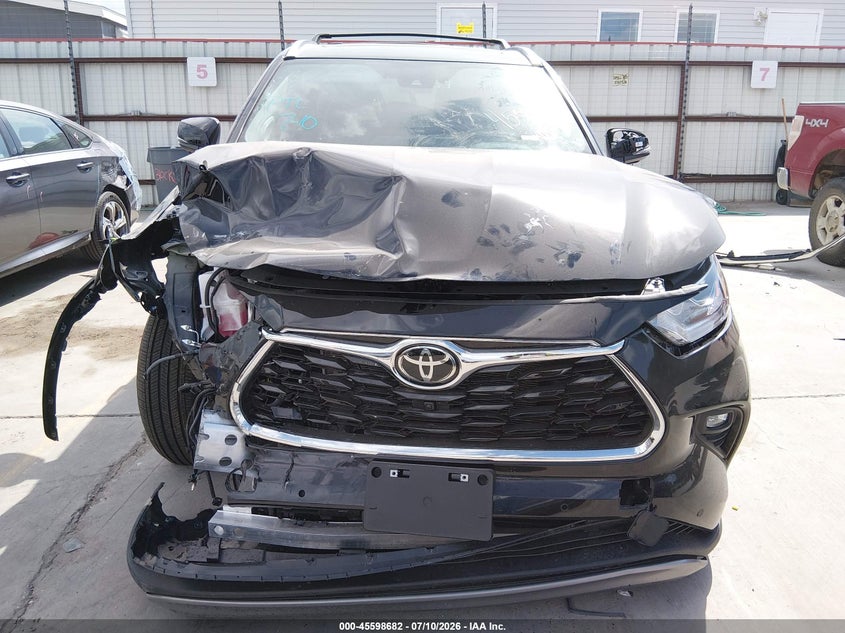 TOYOTA HIGHLANDER - zdjęcie 6