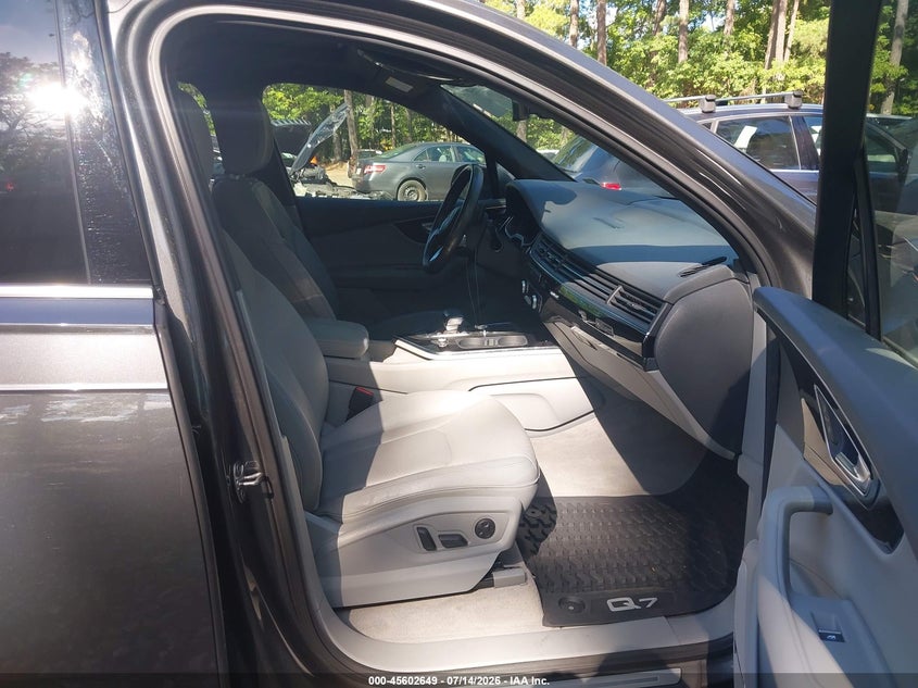 AUDI Q7 - zdjęcie 5
