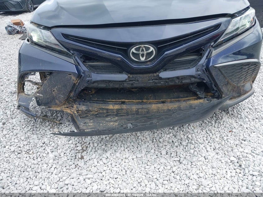 TOYOTA CAMRY - zdjęcie 6