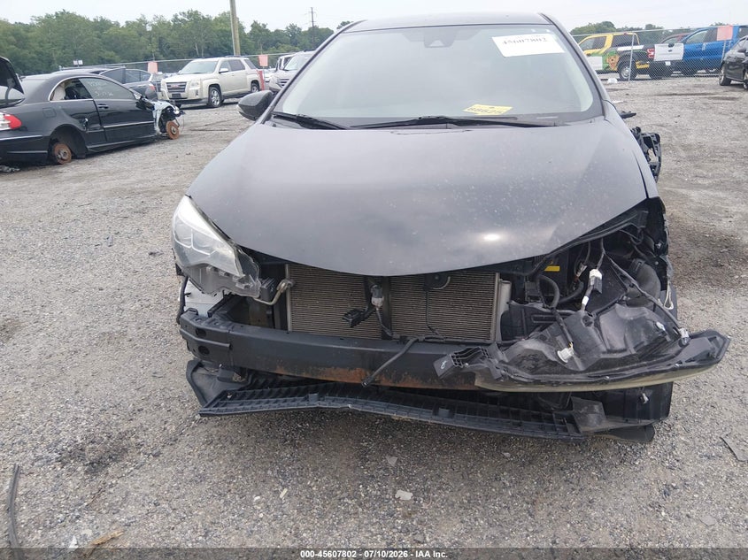 TOYOTA COROLLA - zdjęcie 12
