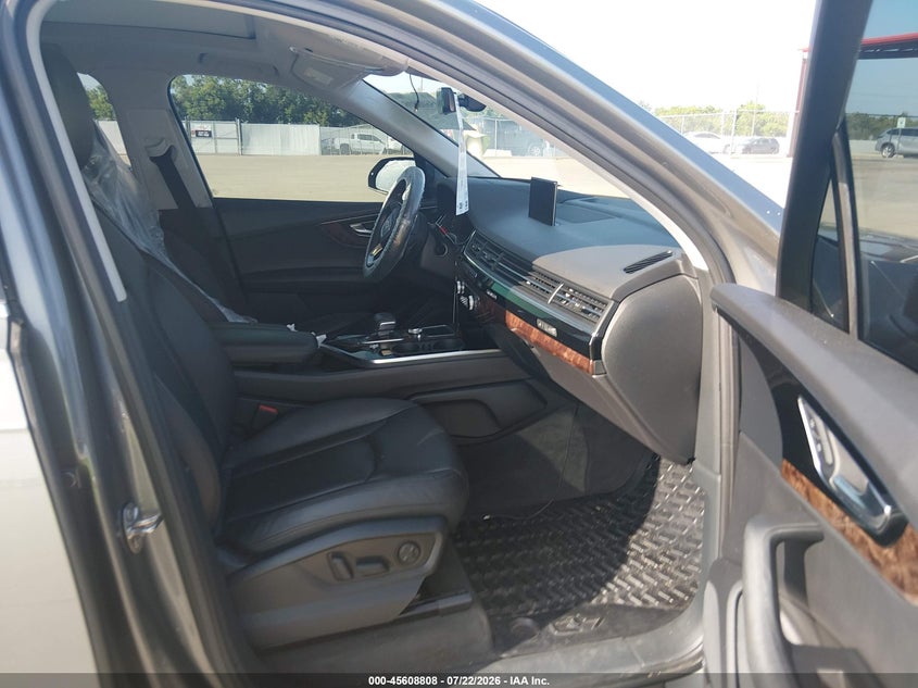 AUDI Q7 - zdjęcie 5