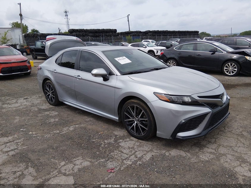 TOYOTA CAMRY - zdjęcie 1