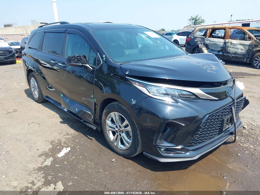 TOYOTA SIENNA - zdjęcie 6