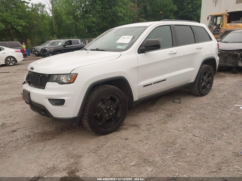 JEEP GRAND CHEROKEE - zdjęcie 2