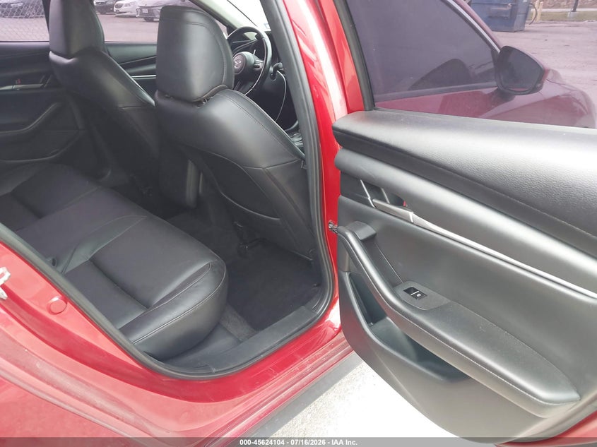 MAZDA MAZDA3 - zdjęcie 8