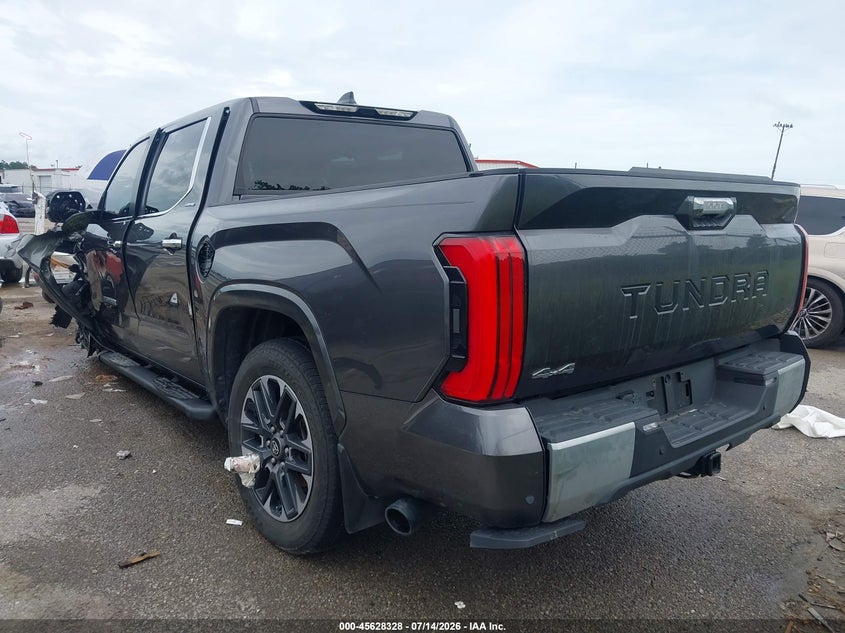TOYOTA TUNDRA - zdjęcie 3