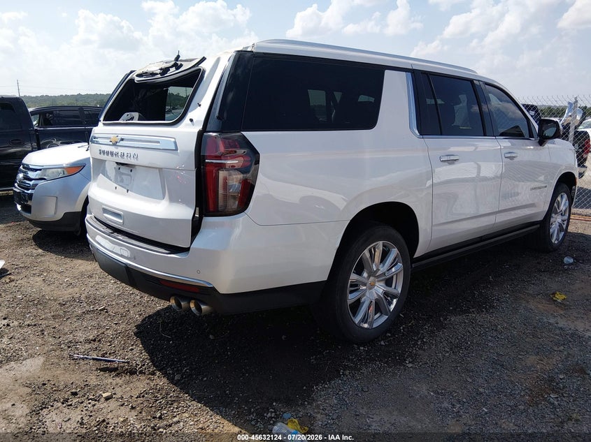 CHEVROLET SUBURBAN - zdjęcie 4