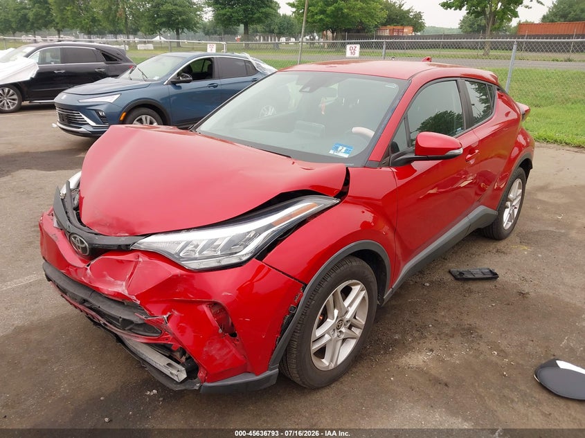 TOYOTA C-HR - zdjęcie 2