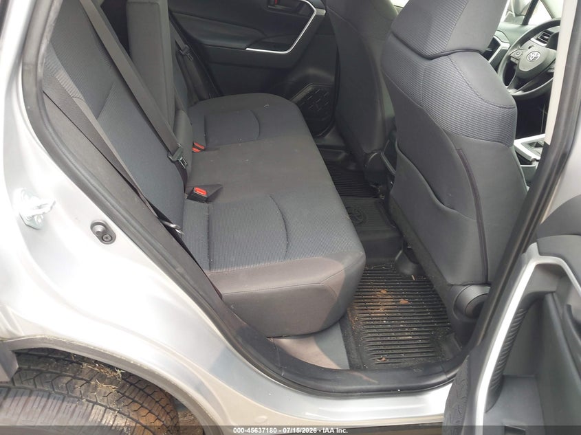 TOYOTA RAV4 - zdjęcie 8