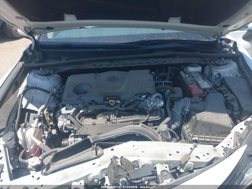 TOYOTA CAMRY - zdjęcie 10