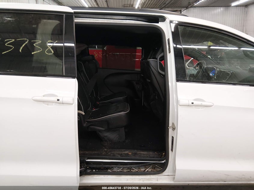 CHRYSLER PACIFICA - zdjęcie 8