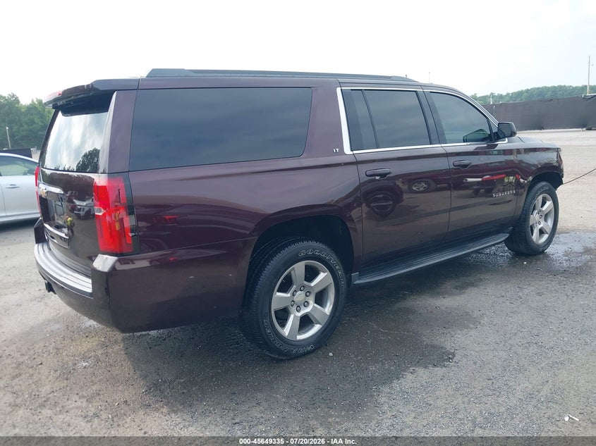 CHEVROLET SUBURBAN - zdjecie 4