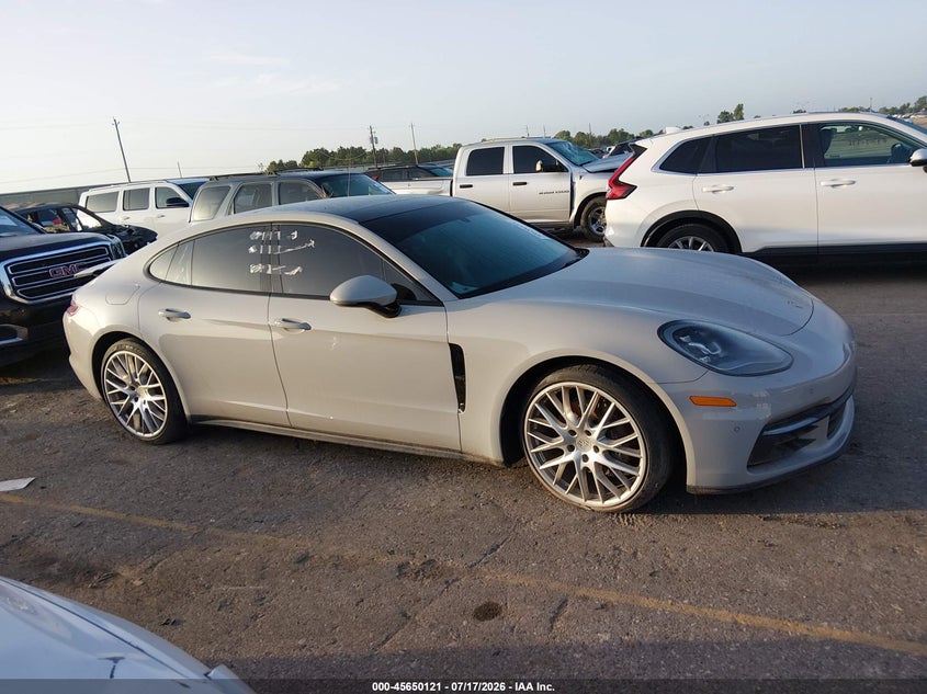 PORSCHE PANAMERA - zdjęcie 13