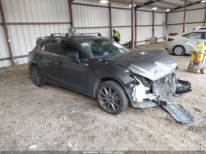 MAZDA MAZDA3 - zdjęcie 1