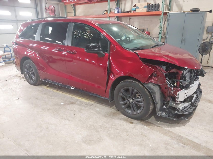 TOYOTA SIENNA - zdjęcie 1