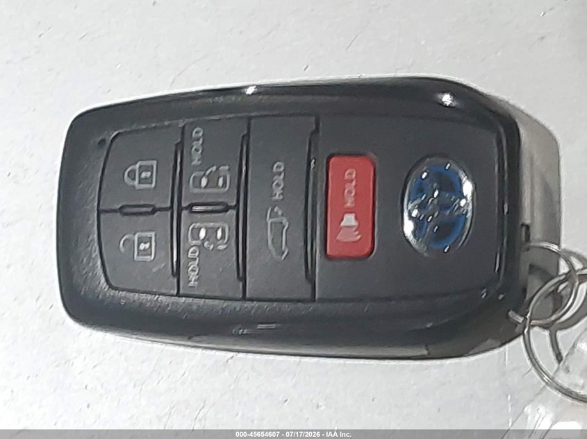 TOYOTA SIENNA - zdjęcie 11