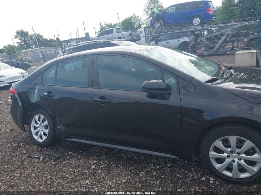 TOYOTA COROLLA - zdjęcie 13