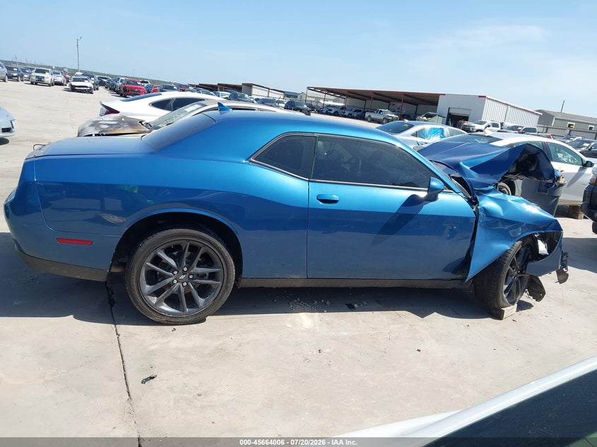 DODGE CHALLENGER - zdjęcie 13