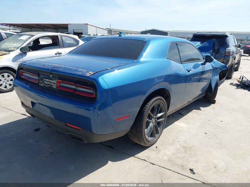 DODGE CHALLENGER - zdjęcie 4